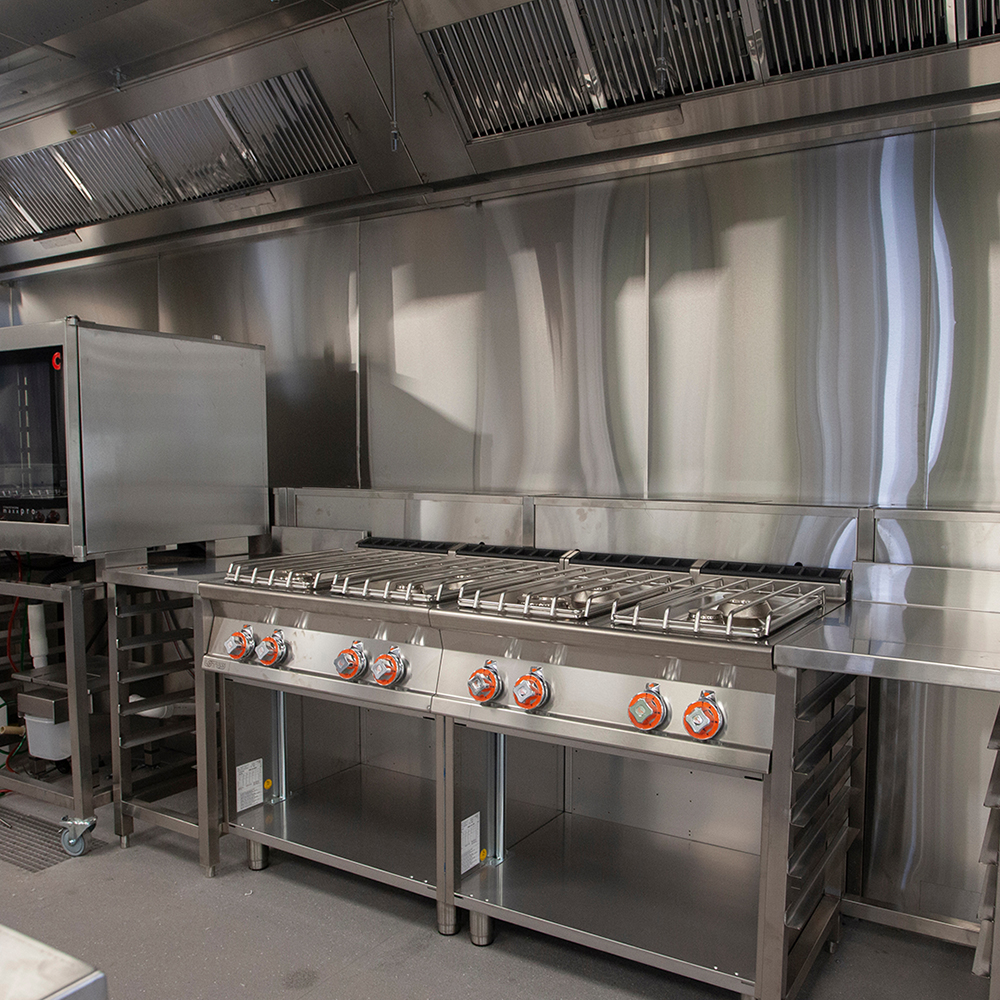 Detergents for butcher shops, restaurants, bakeries and industrial kitchens